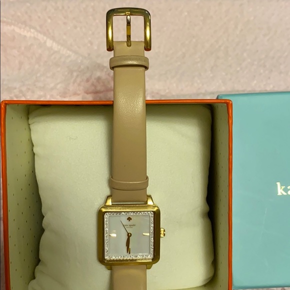 Kate Spade Watch - Picture 5 of 8